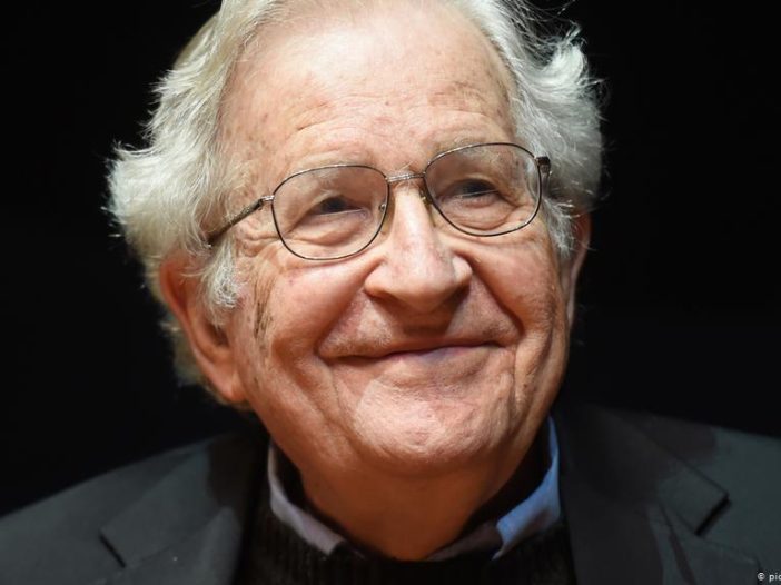 noam-chomsky-politica-filosofia-pensamiento-2020-guerra-nuclear.jpg